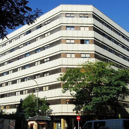 Apartamentos Goya 75 Мадрид Екстериор снимка