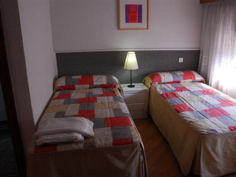 Apartamentos Goya 75 Мадрид Екстериор снимка