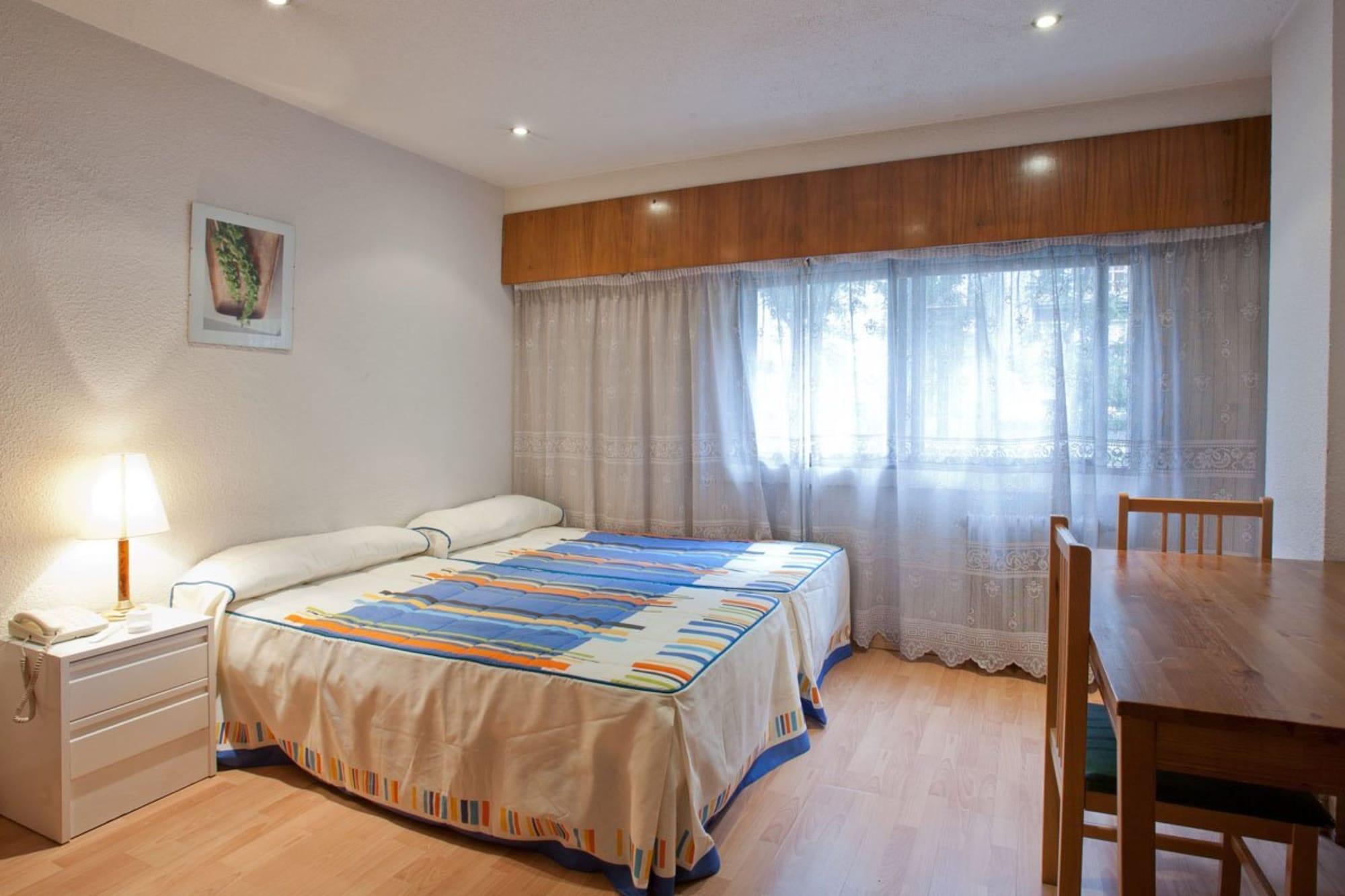 Apartamentos Goya 75 Мадрид Екстериор снимка