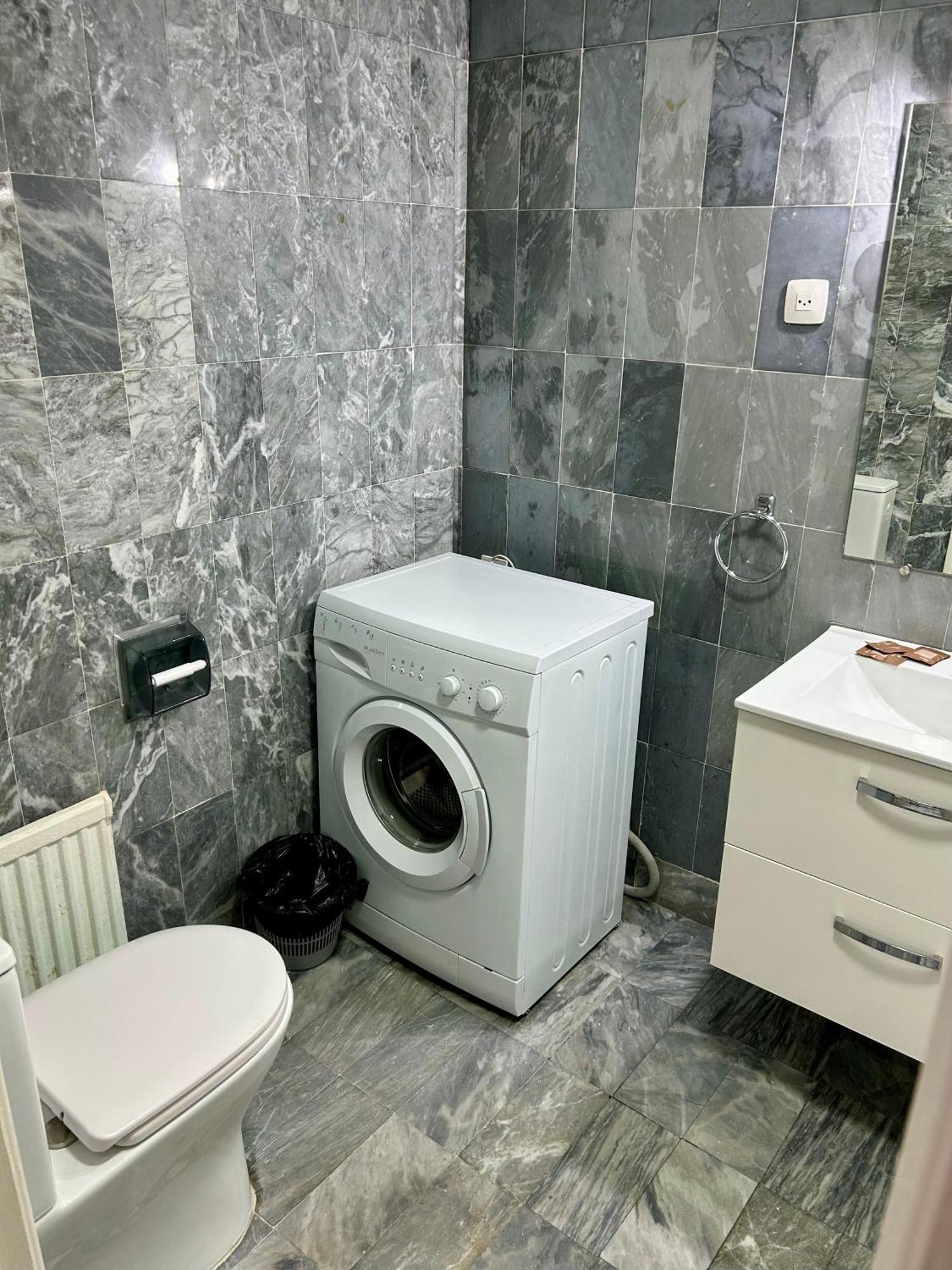 Apartamentos Goya 75 Мадрид Екстериор снимка