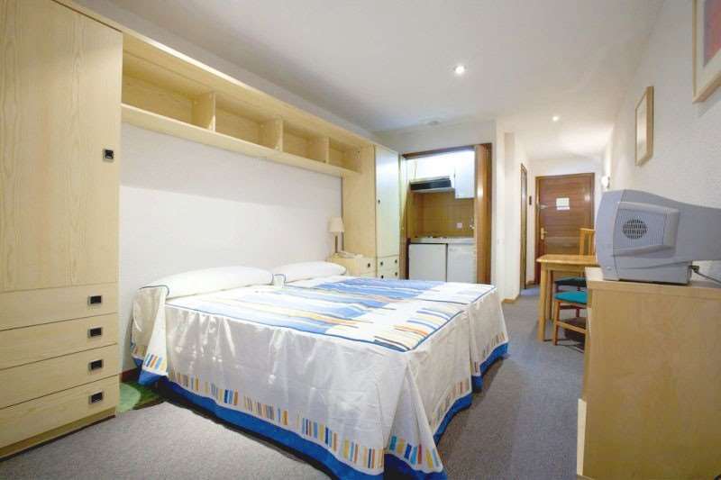 Apartamentos Goya 75 Мадрид Стая снимка