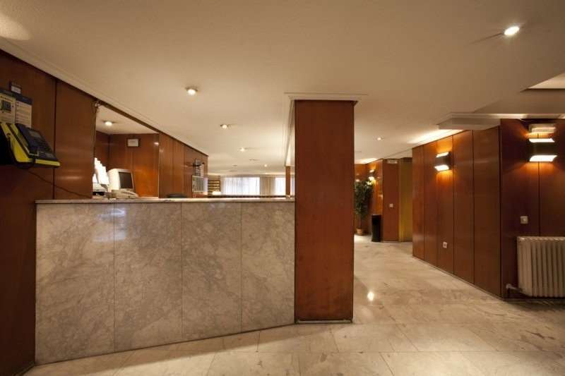 Apartamentos Goya 75 Мадрид Интериор снимка