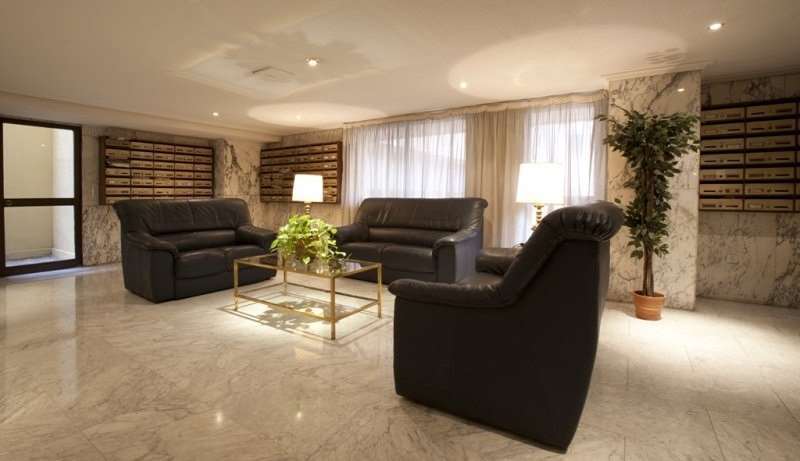 Apartamentos Goya 75 Мадрид Ресторант снимка